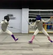 雷速体育-击剑总决赛，江汉海豚队与江汉铁骑队翻盘，阵地战处理得当！保级形势悄然变化的简单介绍