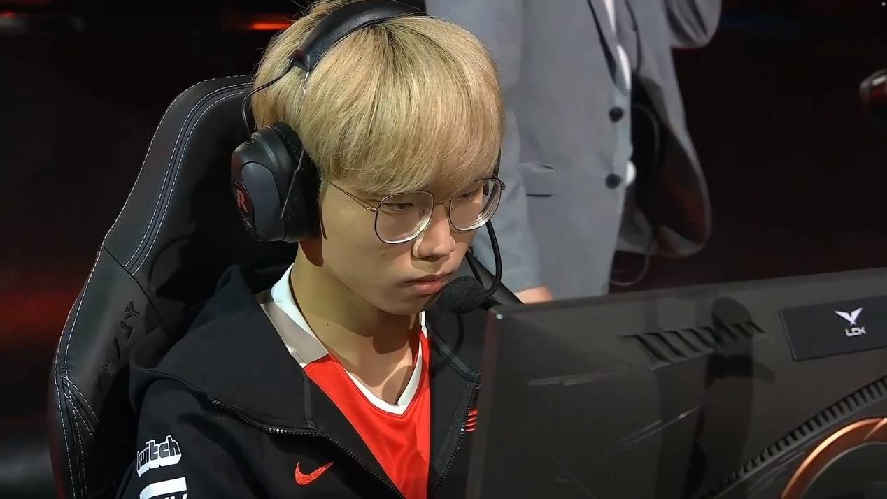 关于Faker爆冷击败塞尔维亚队，战术调整引爆全场！的信息