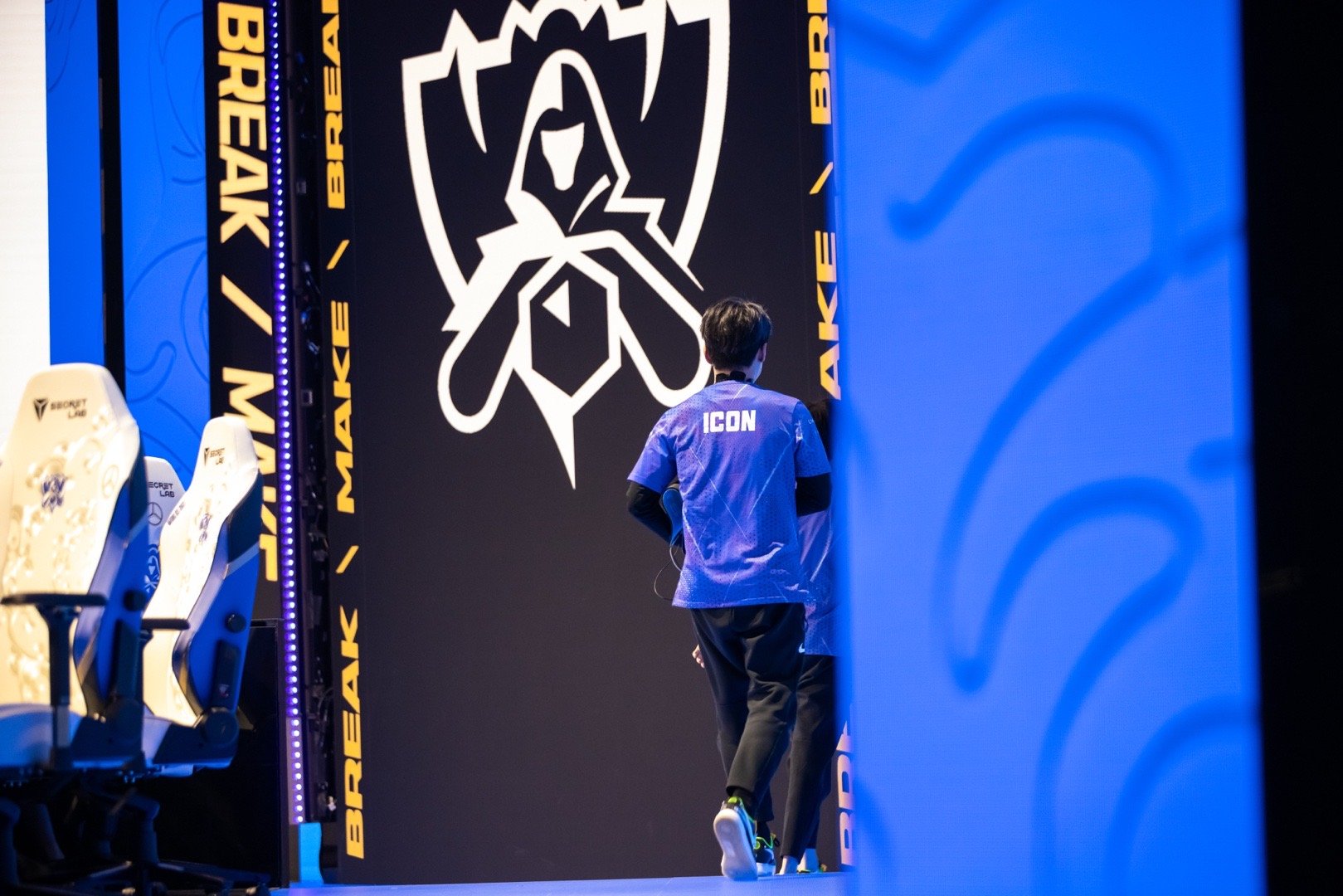 雷速体育- 金咕咕doinb直播间 